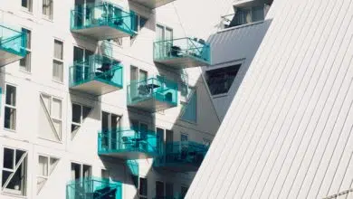 Czym osłonić balkon od sąsiadów? Inspirujące pomysły 13