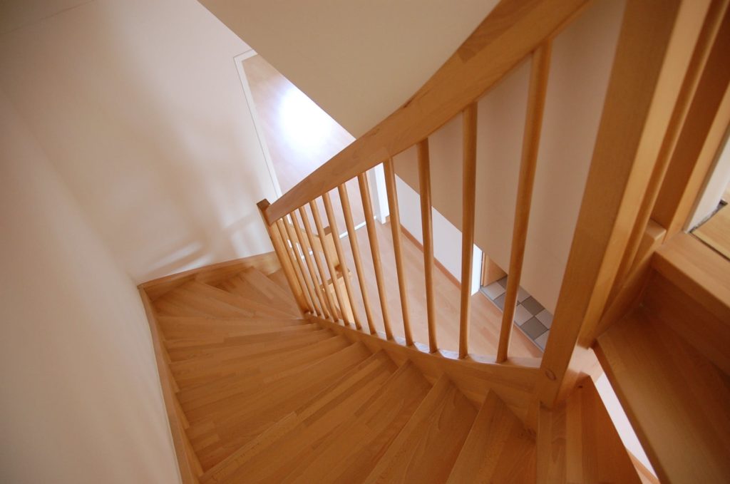 Nowoczesne schody w domu – co to oznacza? 2