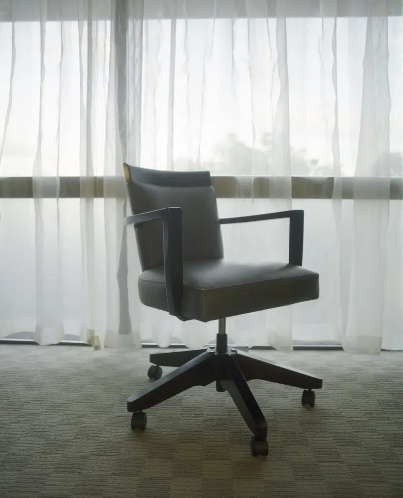 Ulga dla kręgosłupa, czyli jak wybrać ergonomiczny fotel do biurka? 2