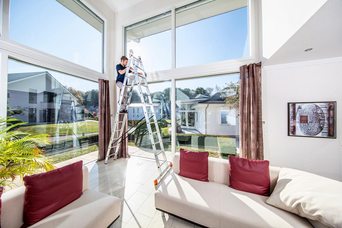 Mycie dużych okien – wiosenny poradnik dla każdego 1