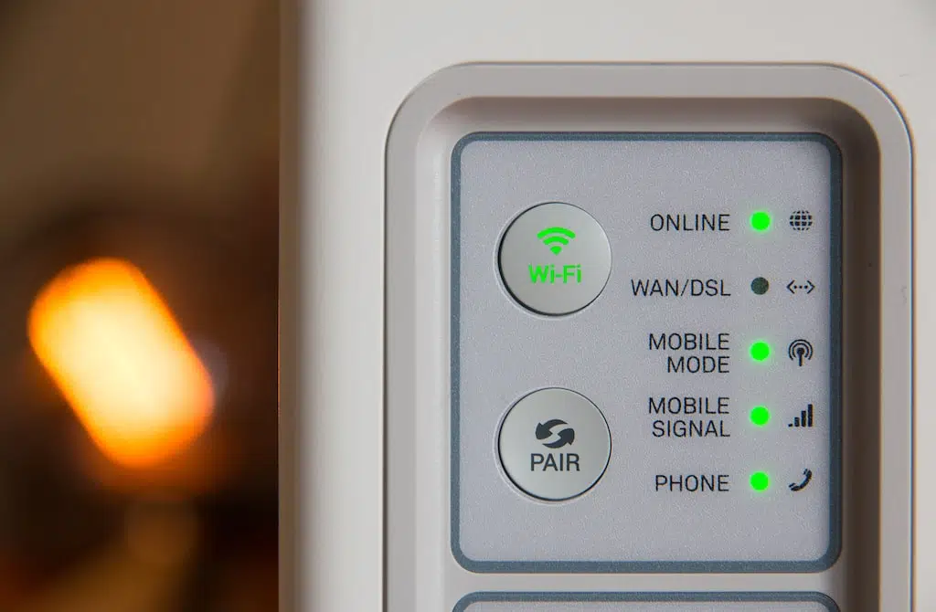 Czy w domu lepiej mieć sieć Wi-Fi czy ciągnąć internet po kablu? 1
