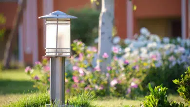 Piękny ogród wieczorową porą. Zadbaj o jego odpowiednie oświetlenie 1