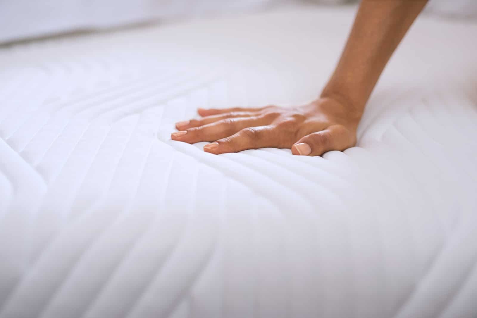 Twardość materaca - odpowiednio dobrana gwarantuje wysoki komfort snu