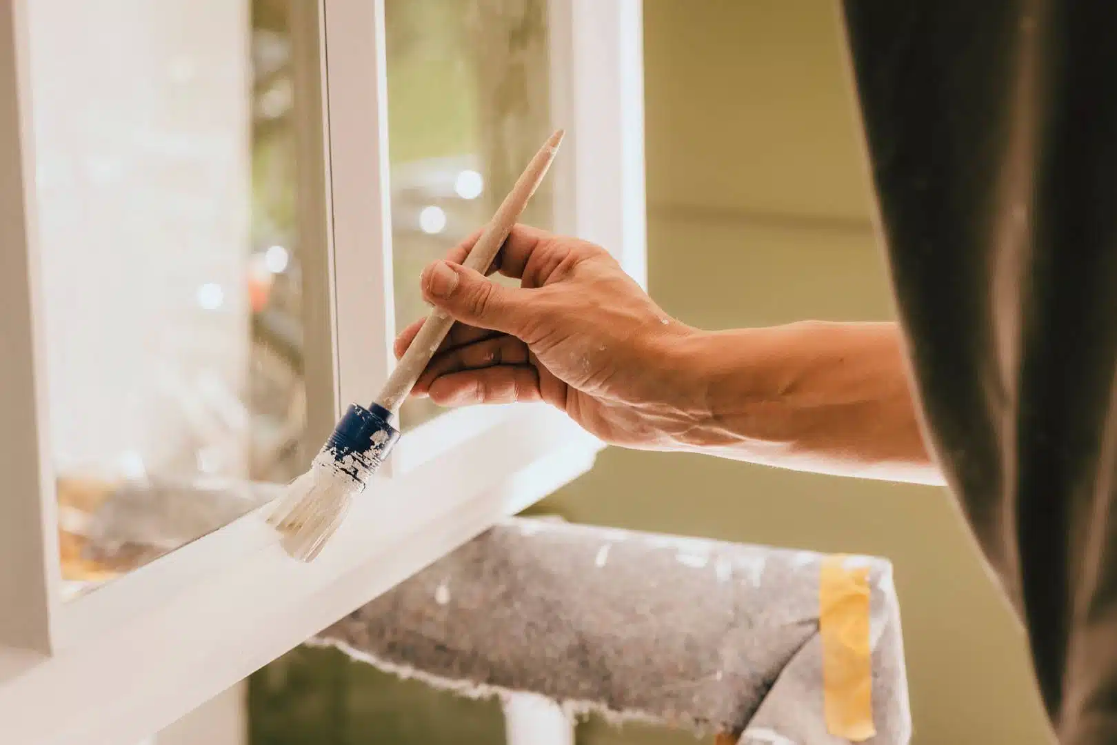 Malowanie okien w domu - jak się do tego przygotować? 1 Malowanie okien w domu - jak się do tego przygotować? 1