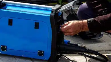 Półautomat spawalniczy - jak wybrać urządzenie, które usprawnia codzienną pracę? 11